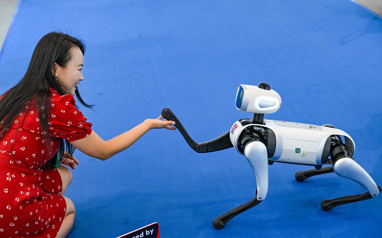 Çin’den itiraf: Yapay zekada ABD’yi kısa sürede yakalayamayız