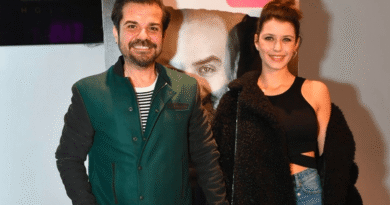 Beren Saat, "CapitaliZoo" ile Müzik Kariyerine Adım Atıyor - Haberler