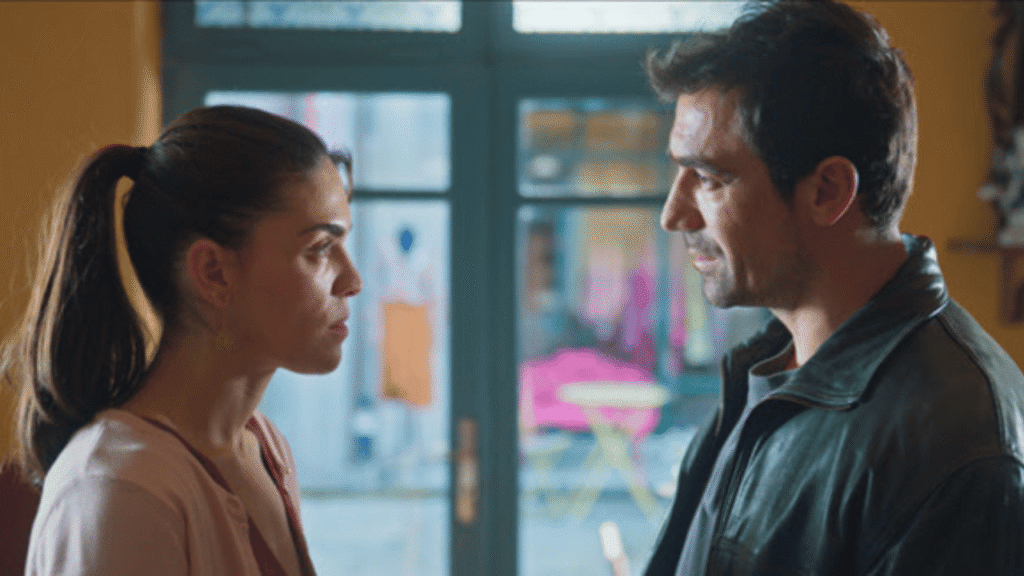 Netflix'in Yeni Dizisi "Ayrılık da Sevdaya Dahil" Fragmanı Yayınlandı