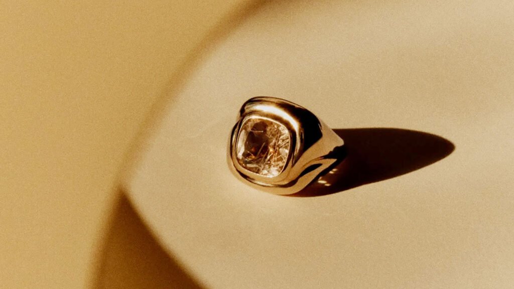 Instagram, en iyi içerik üreticilerine özel yüzük hediye edecek!