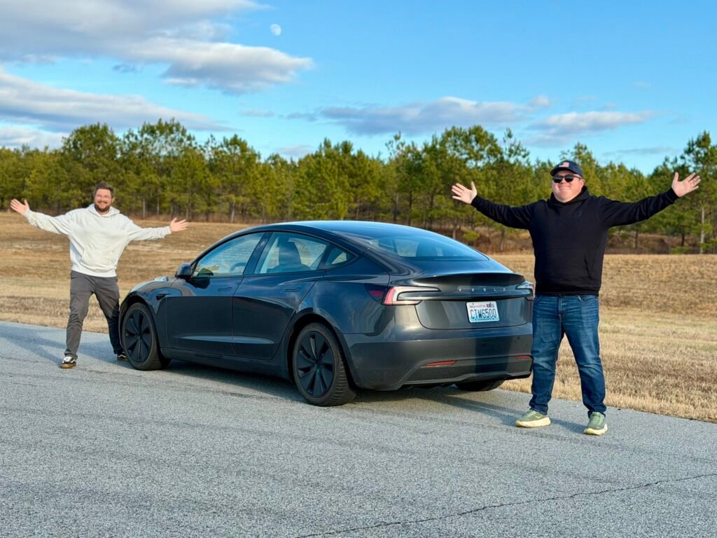 Bir Tesla Kullanıcısı, Otonom Sürüşle 16.000 Km Seyahat Etti