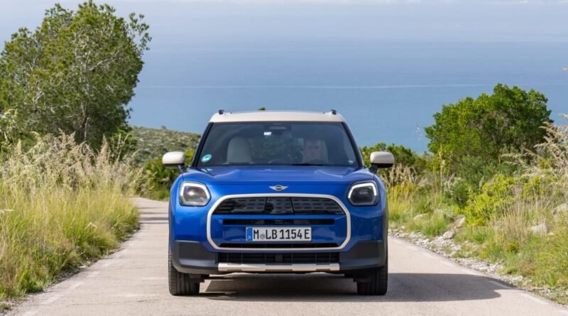 Elektrikli MINI Countryman Artık Daha Uzun Menzil Sunuyor