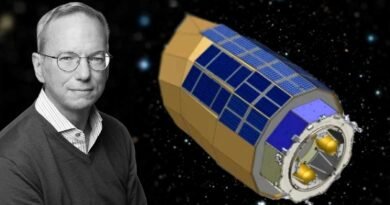 Eski Google CEO'su, Hubble'dan Daha İleri Teknolojiye Sahip Teleskop Geliştiriyor