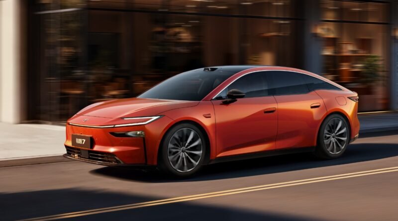 Toyota'nın Uygun Fiyatlı Tesla Model S Rakibi Piyasaya Sürüldü