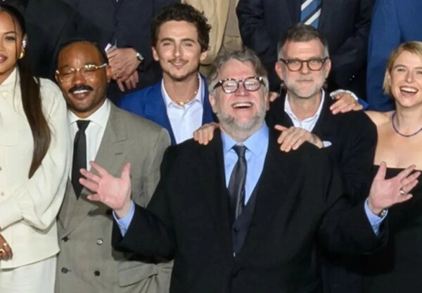 "2026 Oscar Adayları Bir Araya Geldi: Geleneksel Fotoğraf" - Haberler