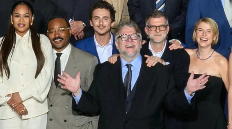 "2026 Oscar Adayları Bir Araya Geldi: Geleneksel Fotoğraf" - Haberler