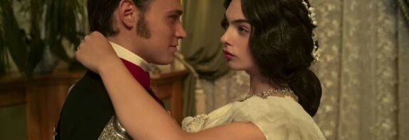 Netflix'in Tarihi Dizisi İzleyicilerden "Başyapıt" Değerlendirmesi Aldı! - Haberler