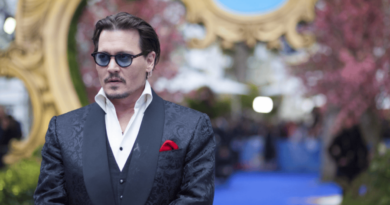 Johnny Depp, "A Christmas Carol" Uyarlamasında Ebenezer Scrooge Rolünde Tanınamayacak Derecede Değişti - Haberler