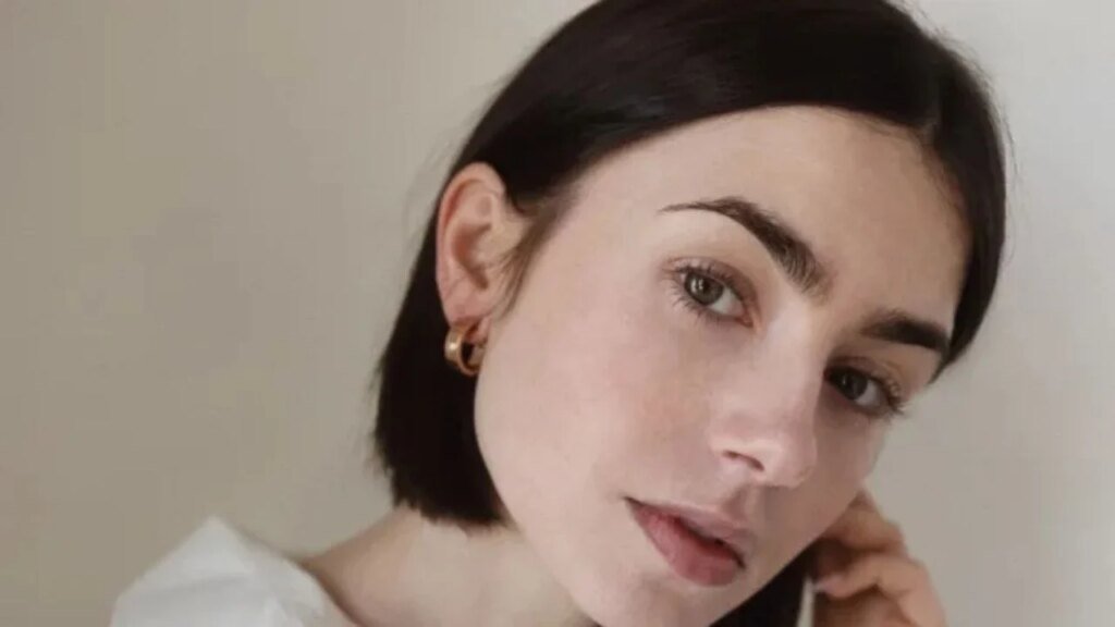 "Yeni Audrey Hepburn Ortaya Çıktı: 'Breakfast at Tiffany's' Perde Arkası İlk Kez Anlatılıyor!" - Haberler