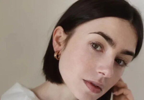 "Yeni Audrey Hepburn Ortaya Çıktı: 'Breakfast at Tiffany's' Perde Arkası İlk Kez Anlatılıyor!" - Haberler