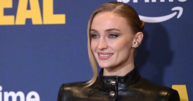 Sophie Turner: "Game of Thrones ile İlgili Her Şey Kaygılandırıyor"