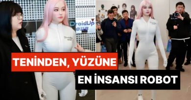 Göz Kırpan ve Gülümseyen: Çin, Dünyanın İlk Biyometrik Yapay Zeka Robotunu Geliştirdi