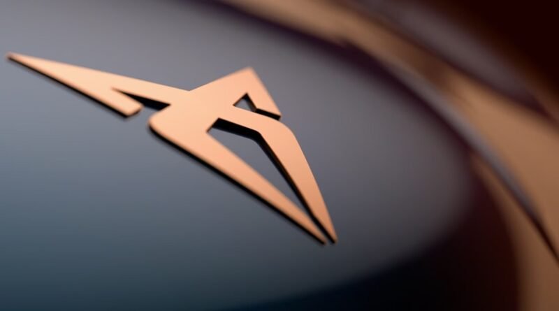 Makyajlı Cupra Born'dan Yeni İpucu: Tanıtım 5 Mart'ta!