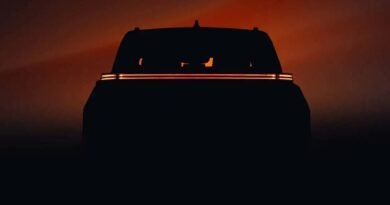 Toyota'dan Yeni Bir SUV Mü Geliyor? İlk İpucu Görseli Açıklandı!