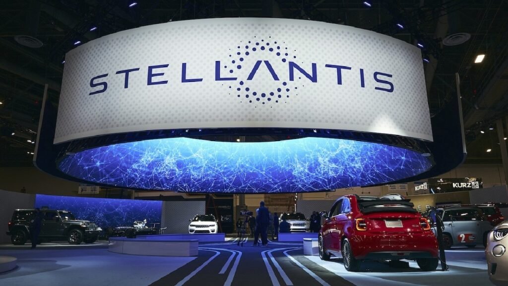 Stellantis'ten 22 Milyar Euro'luk Rekor Zarar: Tarihinde Bir İlk