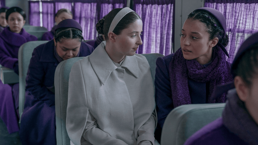 Gilead'ın Karanlık Kapıları Tekrar Açılıyor: "The Testaments" İlk Üç Bölümüyle İzleyiciyle Buluştu! - Haberler