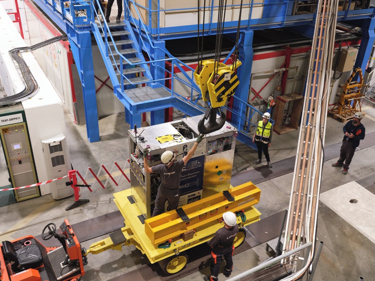 Antimadde ilk kez kamyonla taşındı: Üretimi neredeyse imkansız