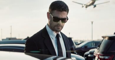 Chris Hemsworth'ün Kafka İlhamlı Yeni Suç Gerilimi "Kockroach" Setinden İlk Görseller Geldi! - Haberler