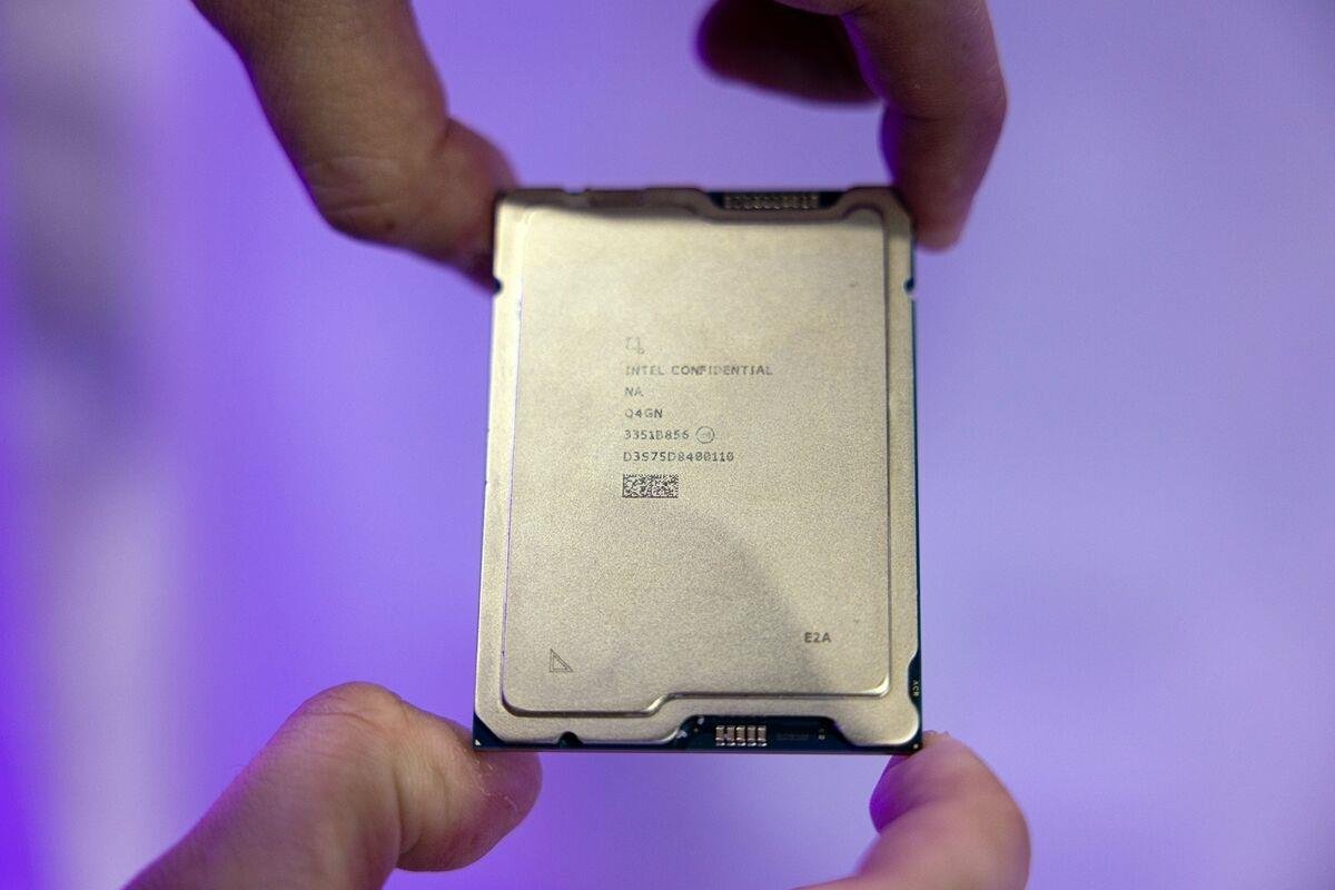 Intel, Google ile çok yıllı çip iş birliği kurdu