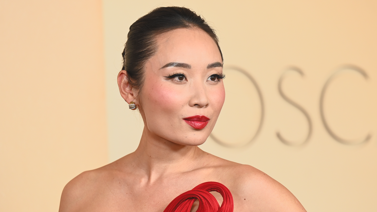 Lil Jun Li on the oscars red carpet