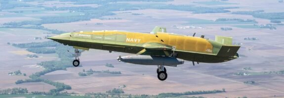 ABD Donanması'nın MQ-25A Yakıt İkmal Dronu İlk Uçuşunu Gerçekleştirdi