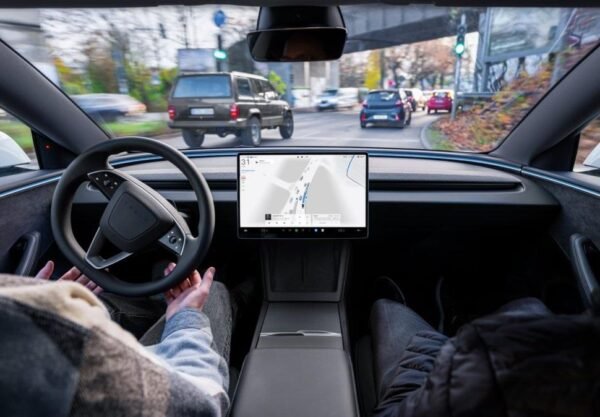 Tesla FSD, Avrupa’daki İlk Onayını Resmen Hollanda'da Aldı