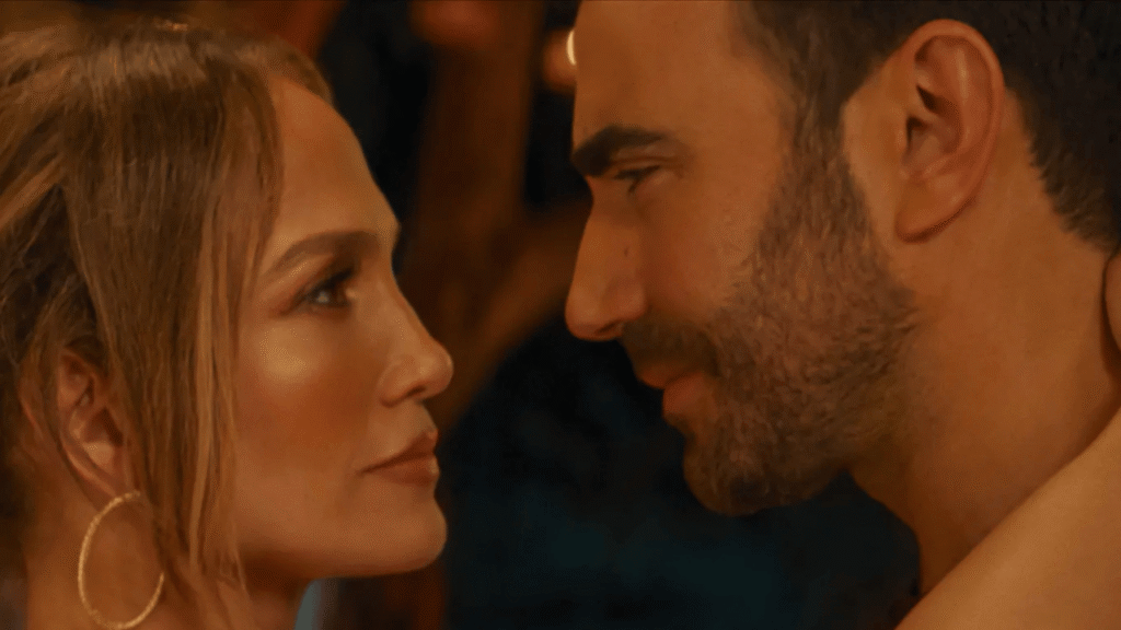 Jennifer Lopez ve Brett Goldstein’lı 'Ofis Aşkı'nın İlk Fragmanı Yayında