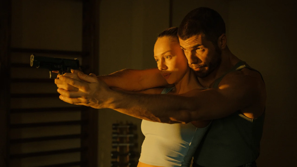 Prime Video’dan Yeni Aşk ve Gizem Hikayesi: "Enfrentados: Marfil" İlk Görsellerle Sizi Bekliyor!