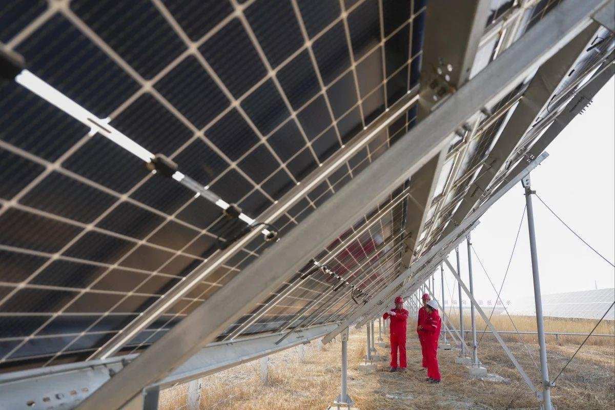 Çin'den yapay zeka veri merkezlerine yeşil enerji zorunluluğu