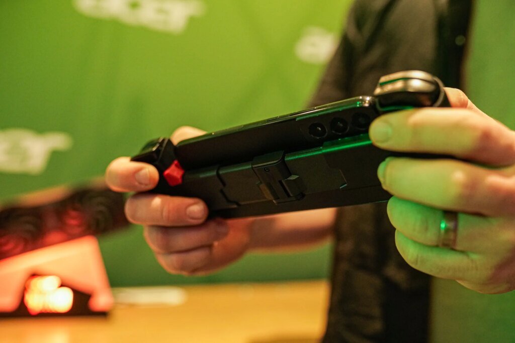 Cebinize Uygun PlayStation 6 Lite Beklemeyin!