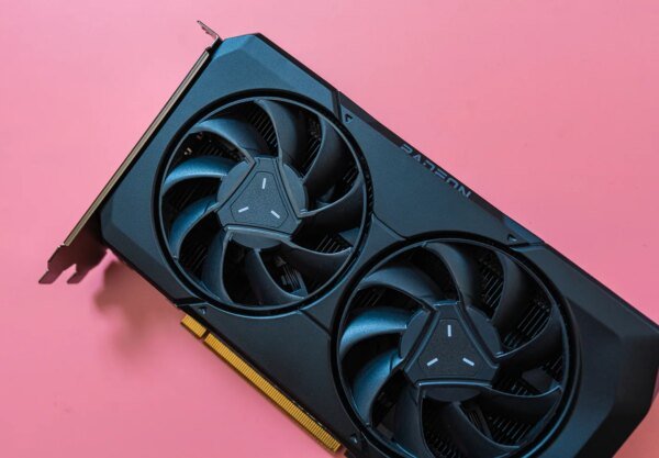 AMD, Eski Grafik Kartlarına FSR 4.1 İyileştirmesiyle Yeni Bir Oyun Hayatı Getiriyor!