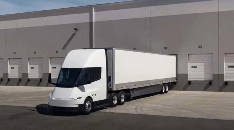 Tesla Semi'nin Büyük Batarya Kapasitesi ve Menzili Açıklandı