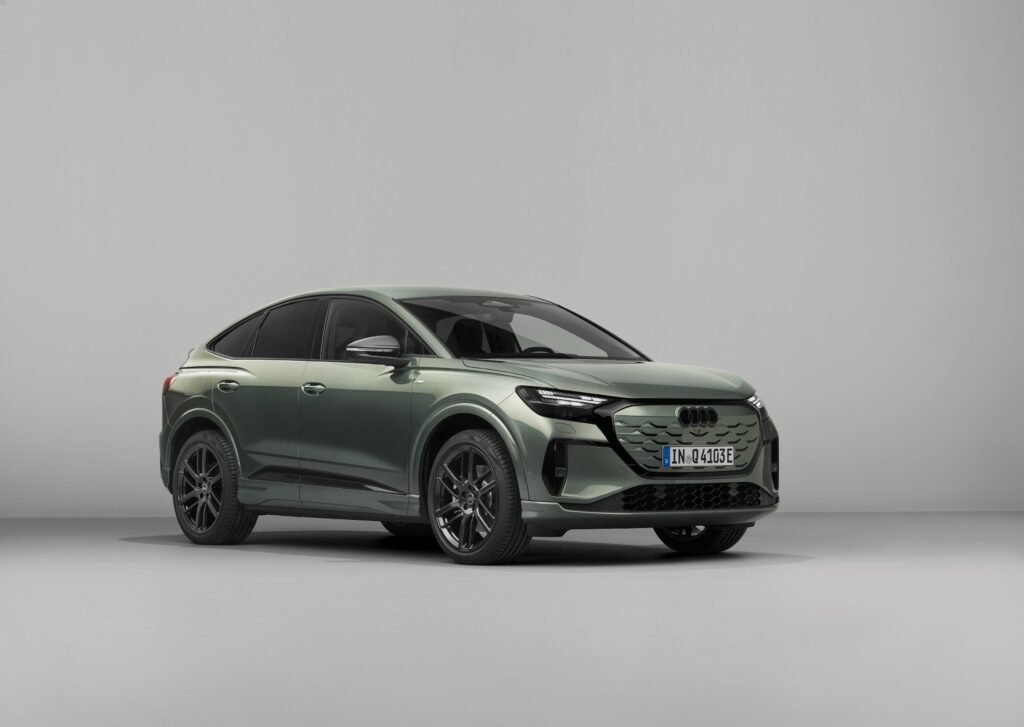 Yeni Audi Q4 e-tron Tanıtımı: Fiyatı ve Özellikleriyle Karşınızda!