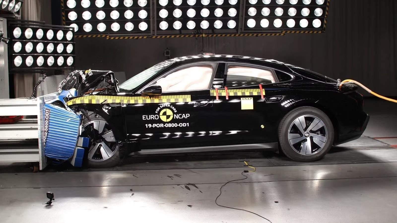 Ferrari ilk kez Euro NCAP çarpışma testine araç gönderiyor