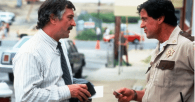 Sylvester Stallone'un Kült Filmi Diziye Dönüşüyor! - Haberler
