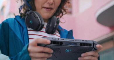 Acer, Predator Atlas 8 Oyun El Konsolunu Metal Fanlarla Tanıttı: Umarız Fiyatı Cüzdanı Yakmaz!