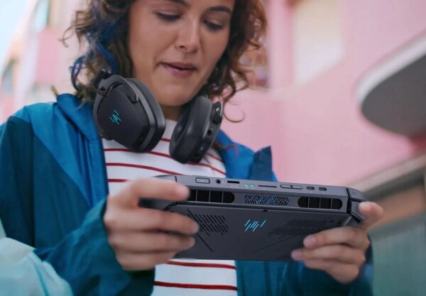 Acer, Predator Atlas 8 Oyun El Konsolunu Metal Fanlarla Tanıttı: Umarız Fiyatı Cüzdanı Yakmaz!