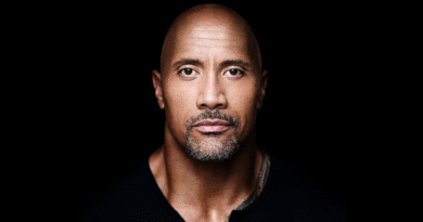 Dwayne Johnson, Yeni Filminde Demans Tedavisi Gören Bir Dublörü Canlandıracak! - Haberler