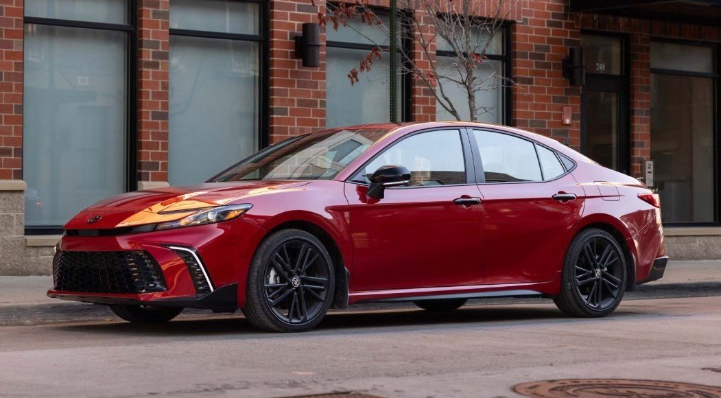 Toyota'dan yarım milyonluk dev geri çağırma: Sorun ekran yazılımı