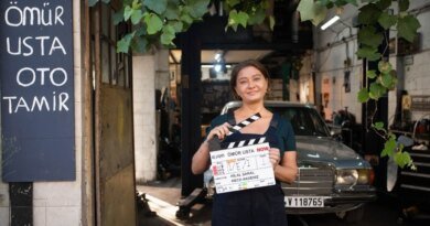 "Nurgül Yeşilçay ve Bülent İnal'ı Bir Araya Getiren 'Ömür Usta' Dizisi Sete Girdi!" - Haberler