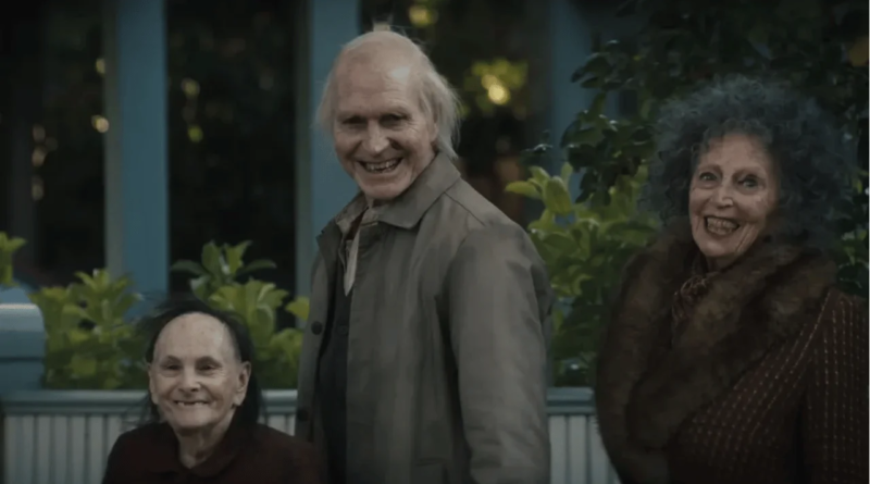 Korku Filmi Dalgası Sürüyor: "Insidious: Out of the Further" Gişede Zirveye Çıkıyor! - Haberler