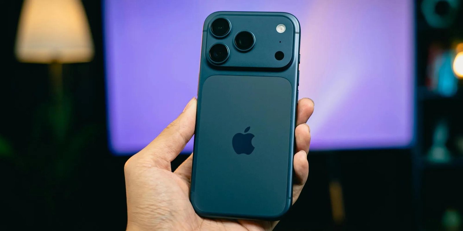 Akıllı telefon pazarının gelirinin yarısını Apple topladı