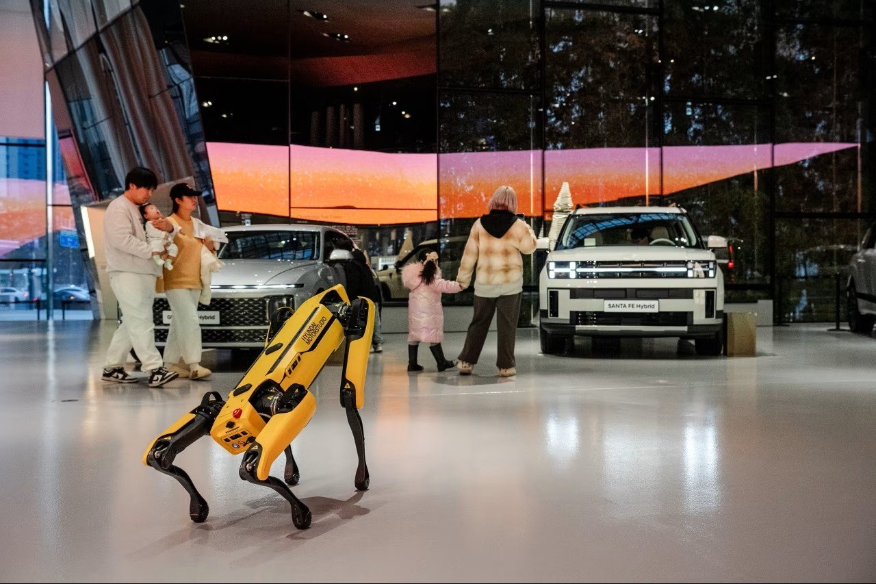Hyundai, otomobil bayilerinde insansı robot satacak