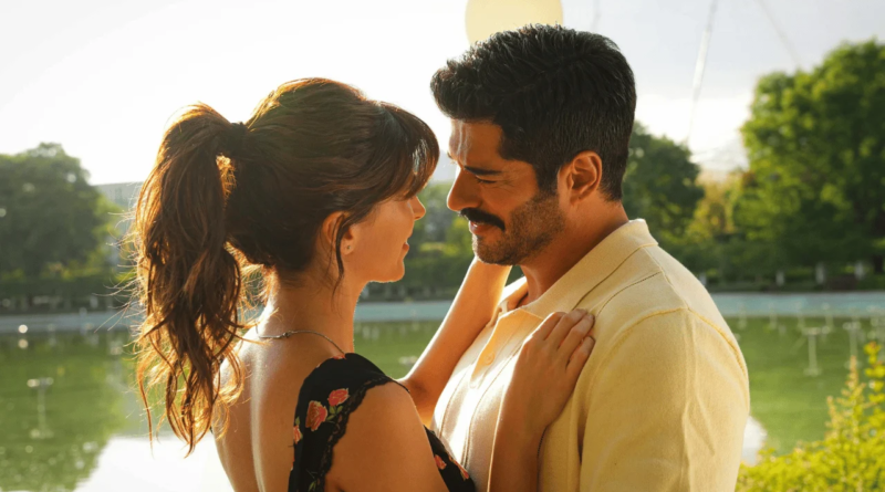 "Güneşin Doğduğu Yer"den İlk Fotoğraflar Geldi: Burak Özçivit ve Beyza Gümülcine Birlikte! - Haberler