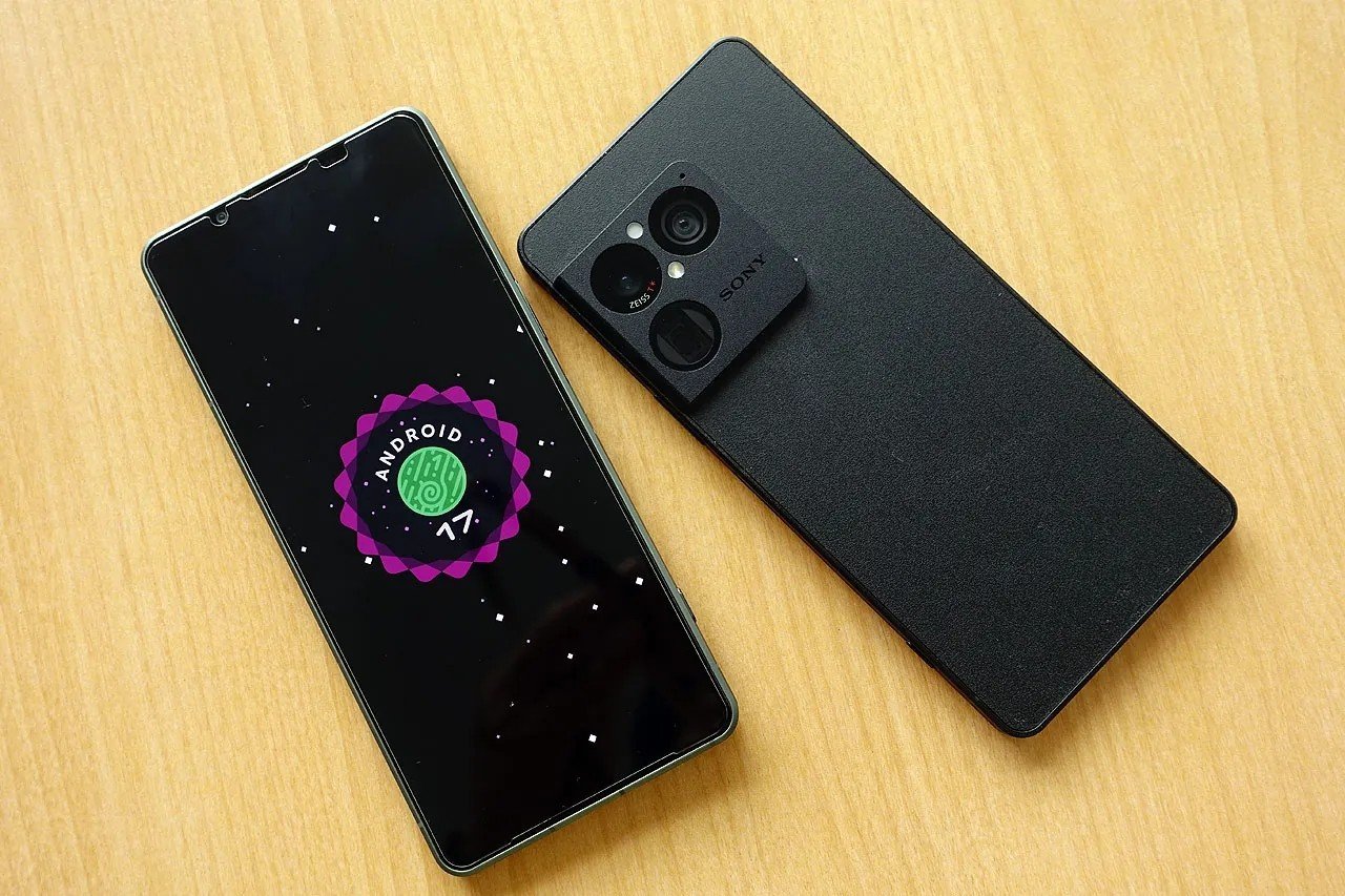 Sony, Android 17 güncellemesini dağıtmaya başladı.