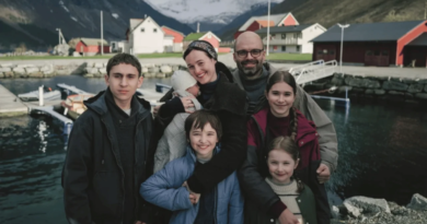 Cannes'da Altın Palmiye Ödülü Kazanan Cristian Mungiu'nun Eserine Ait "Fjord"dan İlk Fragman Yayınlandı - Haberler